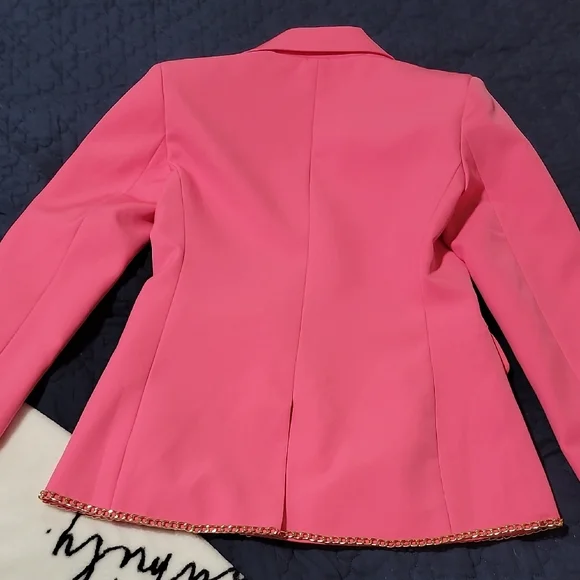 Alexia Admor Pink Blazer with Gold Buttons - Picture 6 of 6